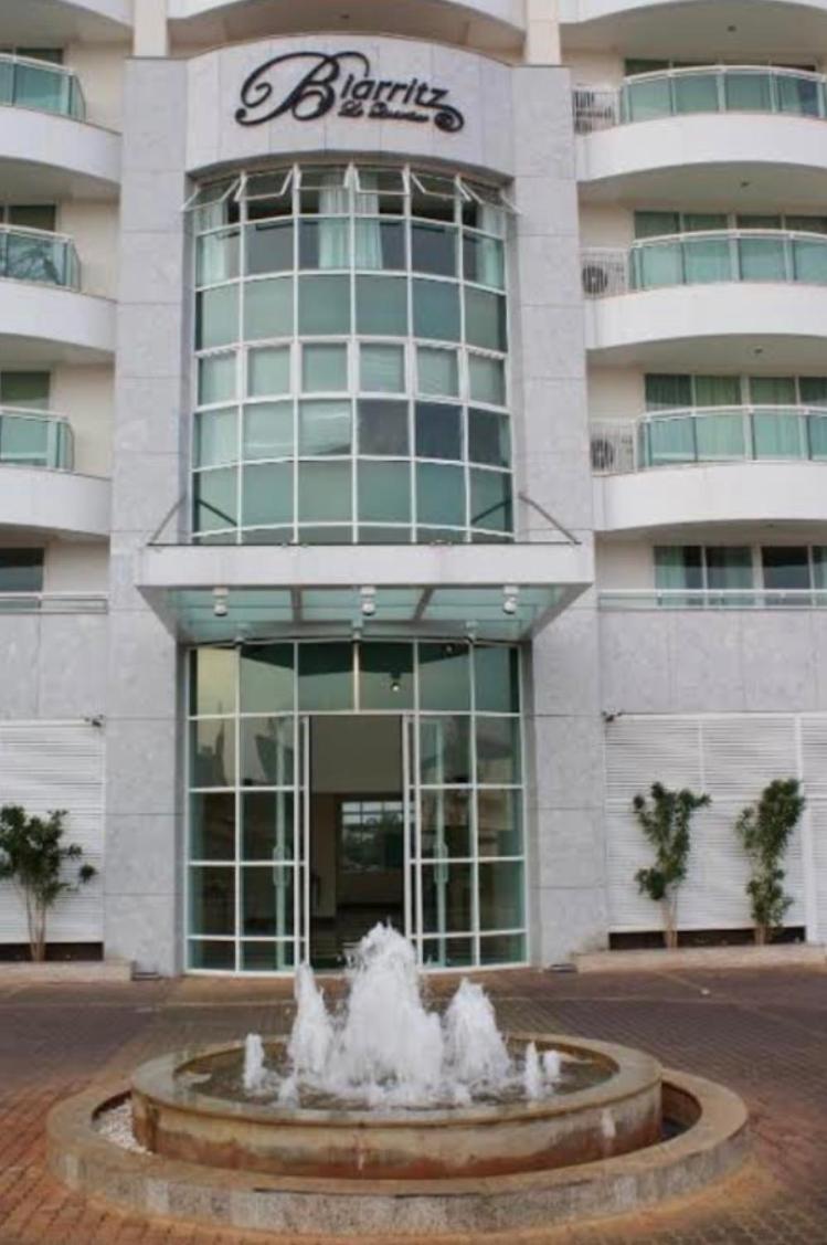 Hotel Biarritz Brasília Exteriör bild